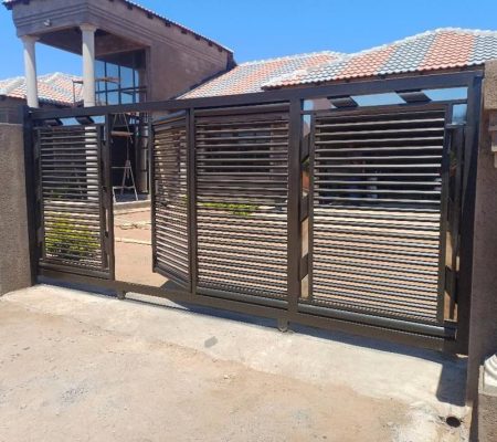 WhatsApp Image 2025-07-28 at 15.32.41 (1)